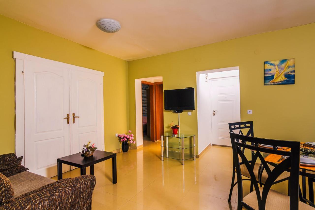 Villa Sea-N-Sun, 7 Bedrooms & Pool, Nearby Portonovi Marina. Ðenovići Exteriör bild